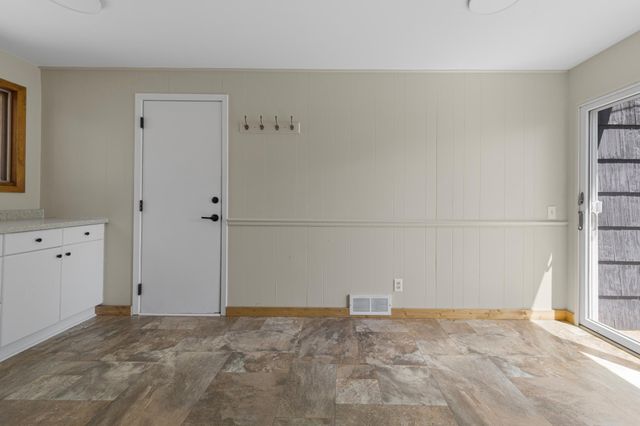 123 Thayer Avenue, Mankato, MN 56001