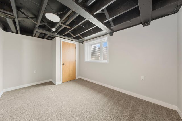 123 Thayer Avenue, Mankato, MN 56001