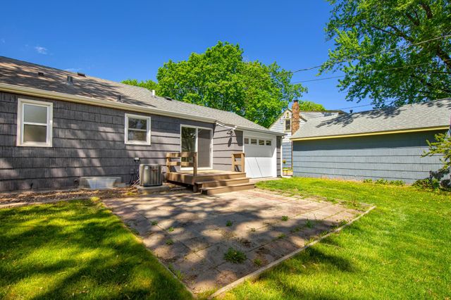 123 Thayer Avenue, Mankato, MN 56001