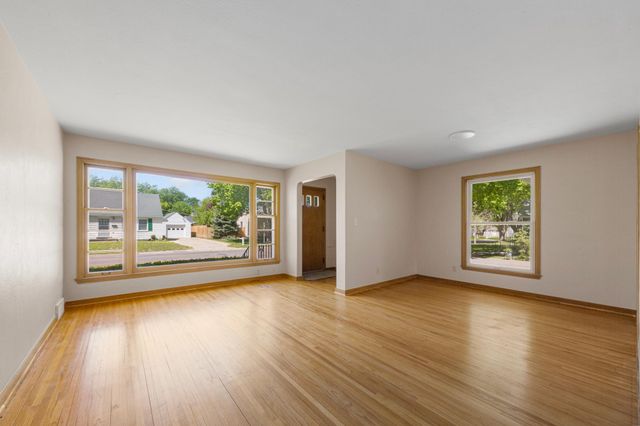 123 Thayer Avenue, Mankato, MN 56001