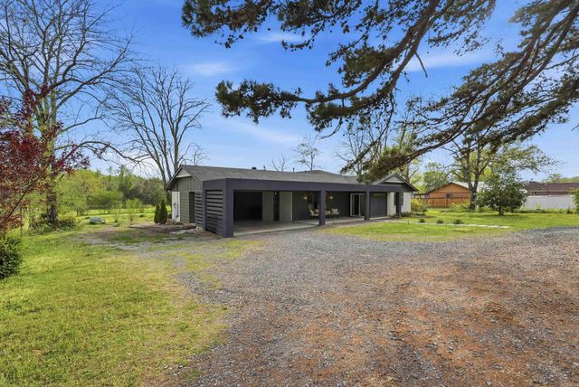227 Friendship Road, Conway, AR 72032
