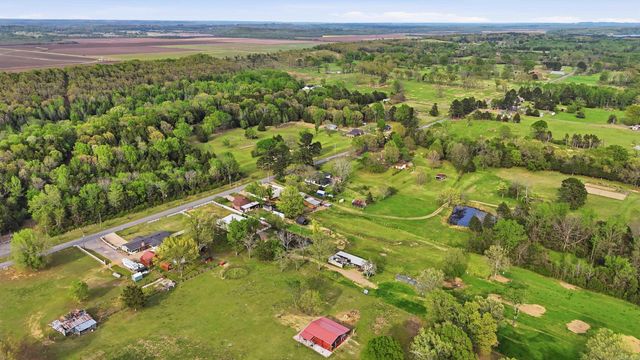 227 Friendship Road, Conway, AR 72032