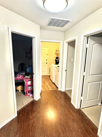 1208 Rio Vista Drive, Desoto, TX 75115