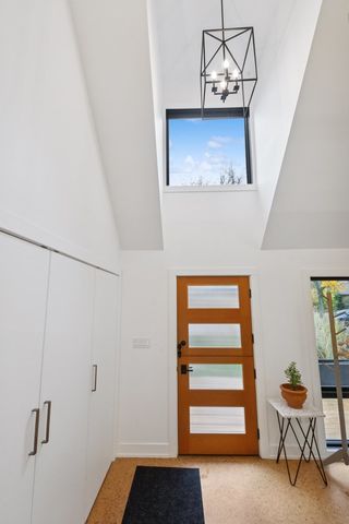 3310 Hayes Street, Evanston, IL 60201