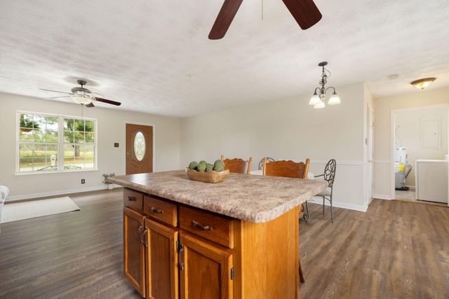 3037 Clear Springs Drive, London, KY 40744