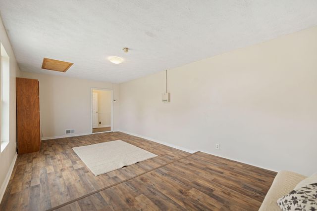 3037 Clear Springs Drive, London, KY 40744