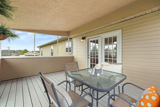 3037 Clear Springs Drive, London, KY 40744