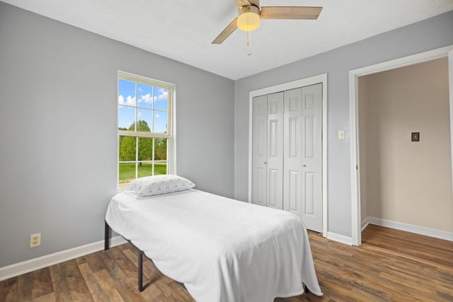 3037 Clear Springs Drive, London, KY 40744