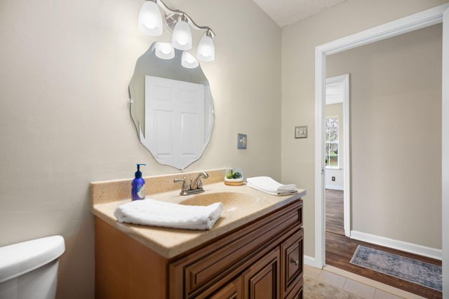 3037 Clear Springs Drive, London, KY 40744