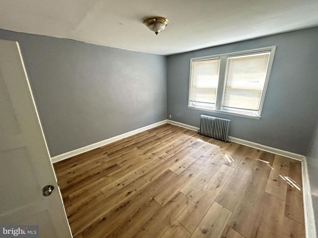 Image 13 of property listing at 4112 WOODHAVEN AVE, Baltimore, MD 21216