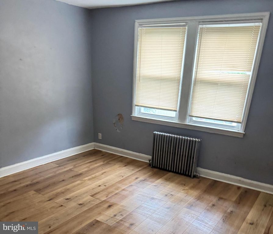 Image 16 of property listing at 4112 WOODHAVEN AVE, Baltimore, MD 21216
