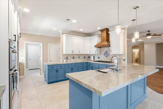3184 Chasen Dr, Cameron Park, CA 95682