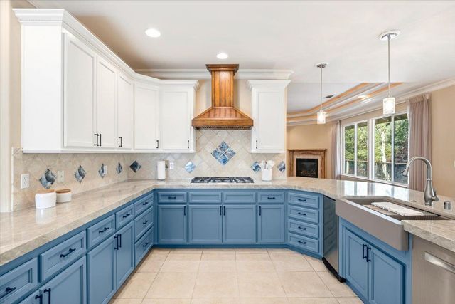 3184 Chasen Dr, Cameron Park, CA 95682
