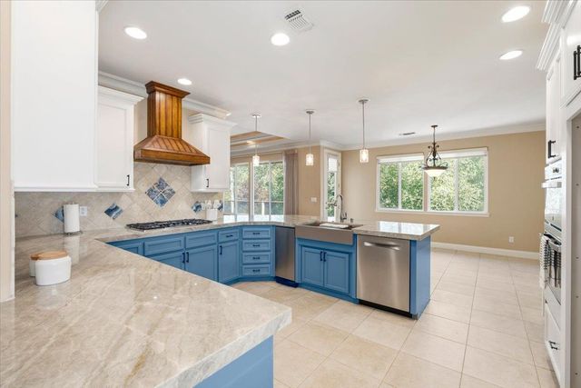 3184 Chasen Dr, Cameron Park, CA 95682