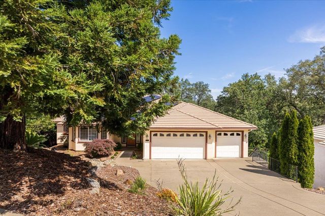 3184 Chasen Dr, Cameron Park, CA 95682