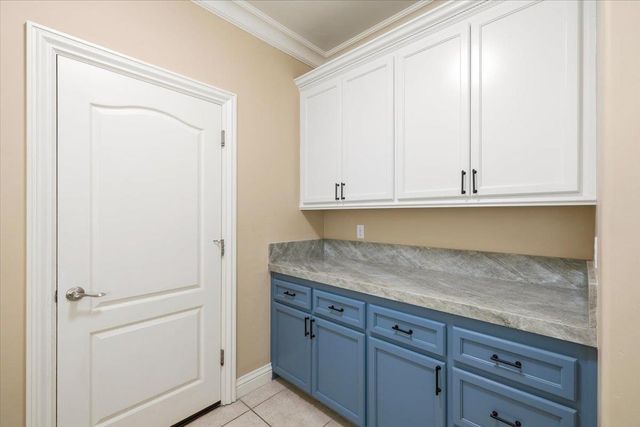 3184 Chasen Dr, Cameron Park, CA 95682