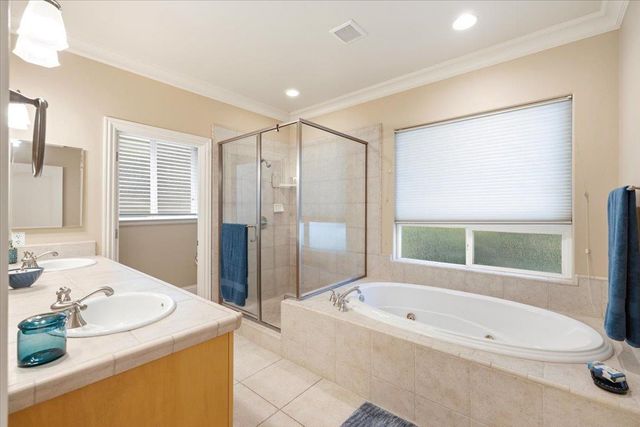 3184 Chasen Dr, Cameron Park, CA 95682