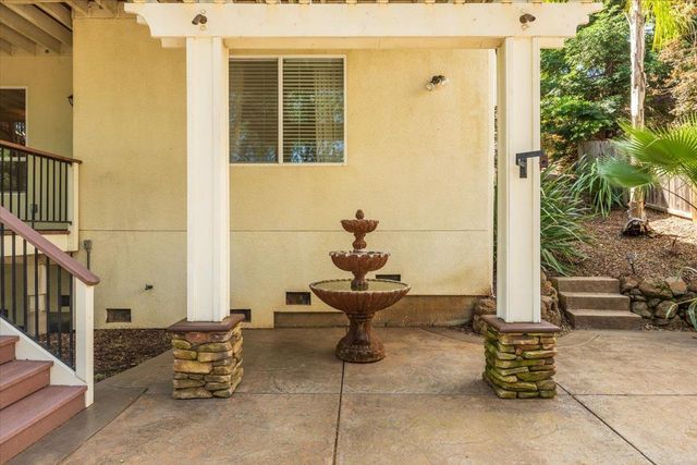 3184 Chasen Dr, Cameron Park, CA 95682