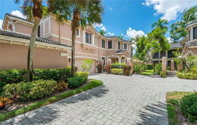 2692 Center Ct Drive 2-32, Weston, FL 33332