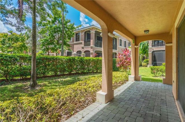 2692 Center Ct Drive 2-32, Weston, FL 33332