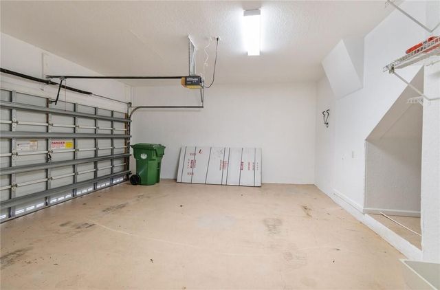 2692 Center Ct Drive 2-32, Weston, FL 33332