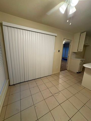 9514 SUMMERHILL Lane, Dallas, TX 75238