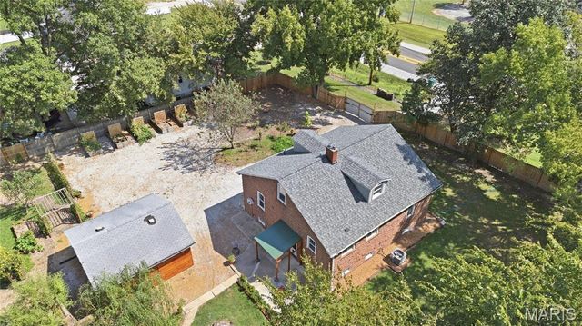 1705 Centreville Avenue, Belleville, IL 62220