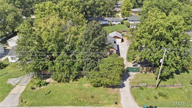 1705 Centreville Avenue, Belleville, IL 62220