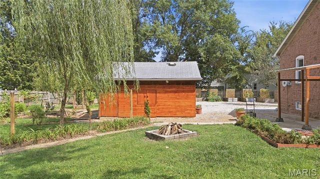 1705 Centreville Avenue, Belleville, IL 62220