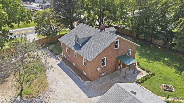 1705 Centreville Avenue, Belleville, IL 62220
