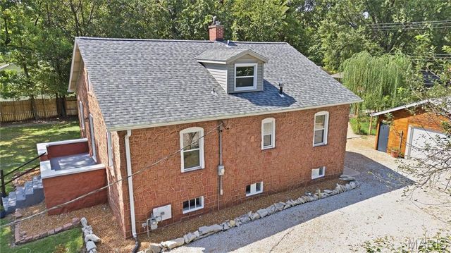 1705 Centreville Avenue, Belleville, IL 62220