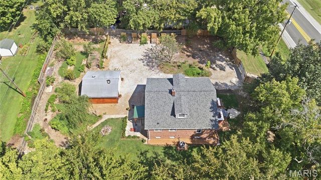 1705 Centreville Avenue, Belleville, IL 62220