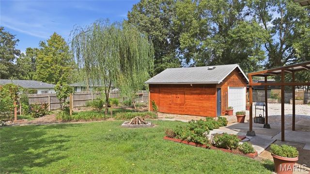 1705 Centreville Avenue, Belleville, IL 62220