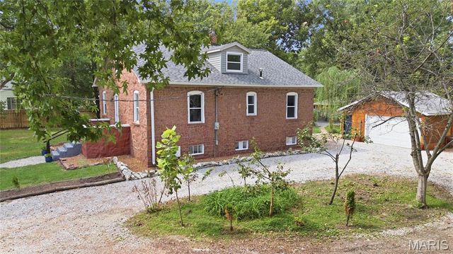 1705 Centreville Avenue, Belleville, IL 62220