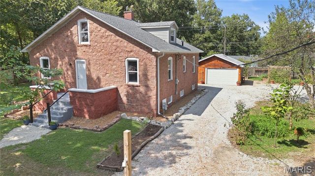 1705 Centreville Avenue, Belleville, IL 62220