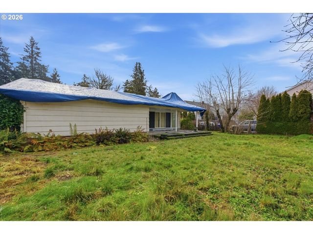 12333 Se MADISON St, Portland, OR 97233