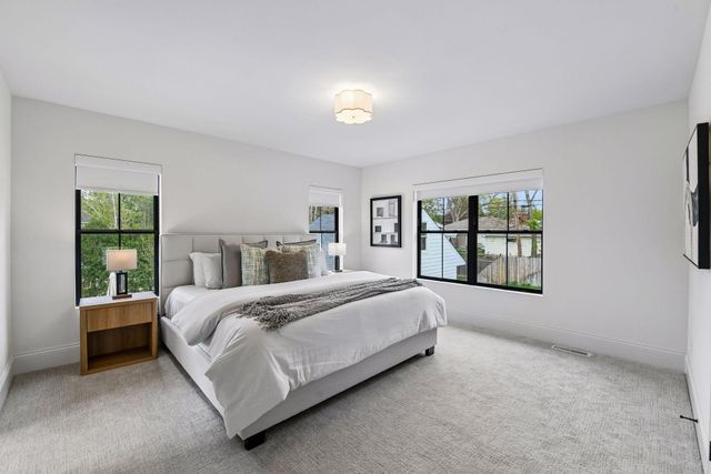 5925 Chowen Avenue S, Edina, MN 55410