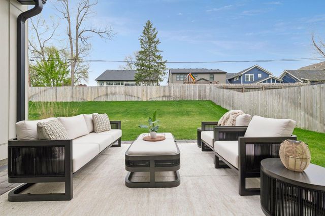 5925 Chowen Avenue S, Edina, MN 55410