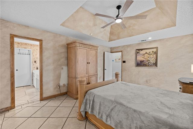 3002 Chapel Creek Dr, Corpus Christi, TX 78414