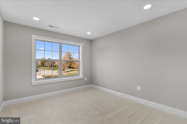 200 LISMORE DR, Fort Washington, MD 20744