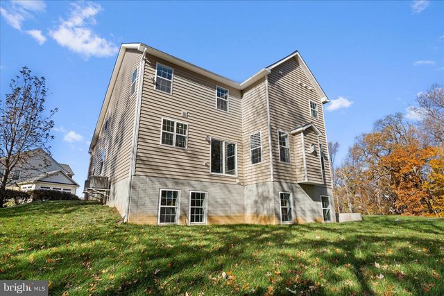 200 LISMORE DR, Fort Washington, MD 20744