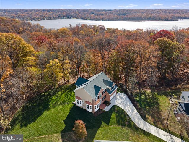 200 LISMORE DR, Fort Washington, MD 20744