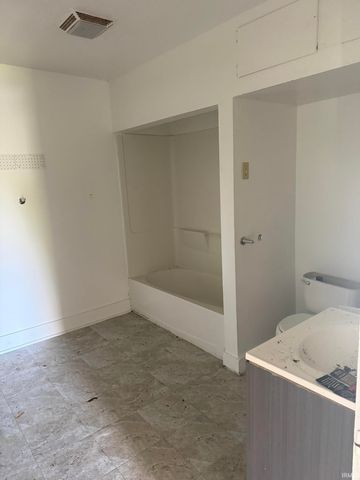 3105 central Drive, Fort Wayne, IN 46806