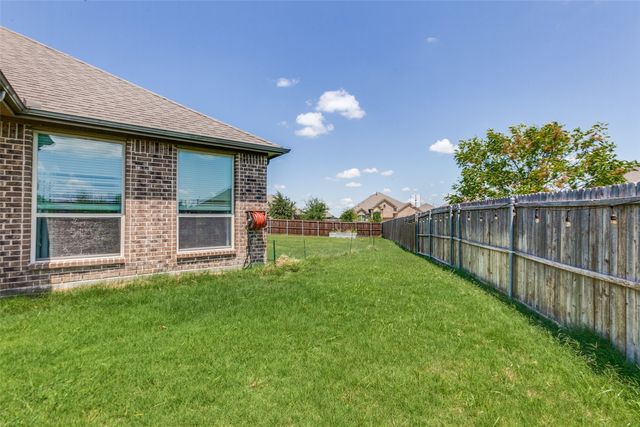 3003 Lily Lane, Forney, TX 75126