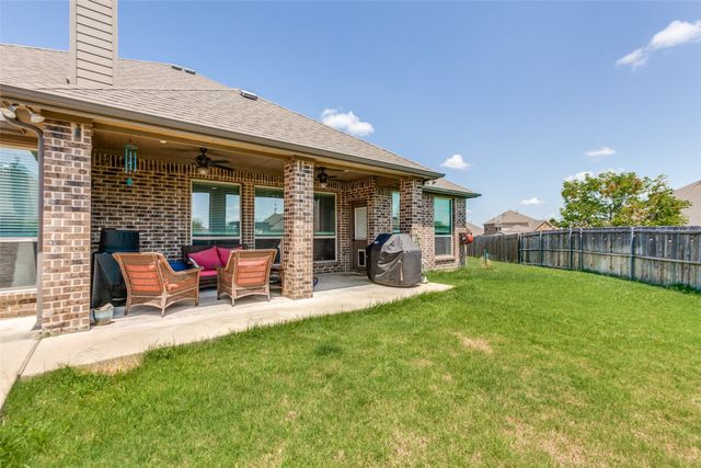 3003 Lily Lane, Forney, TX 75126