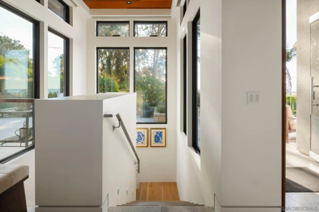 1970 Zapo Street, Del Mar, CA 92014