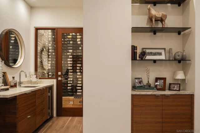 1970 Zapo Street, Del Mar, CA 92014