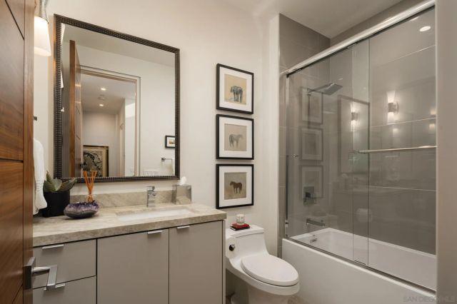 1970 Zapo Street, Del Mar, CA 92014