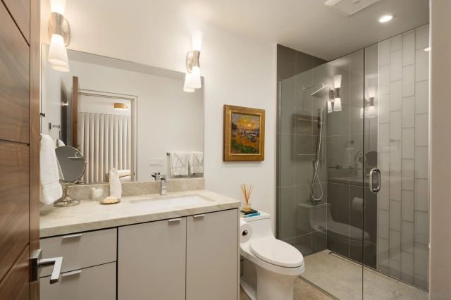 1970 Zapo Street, Del Mar, CA 92014