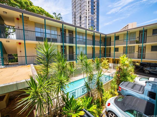 929 Ahana Street 309, Honolulu, HI 96814